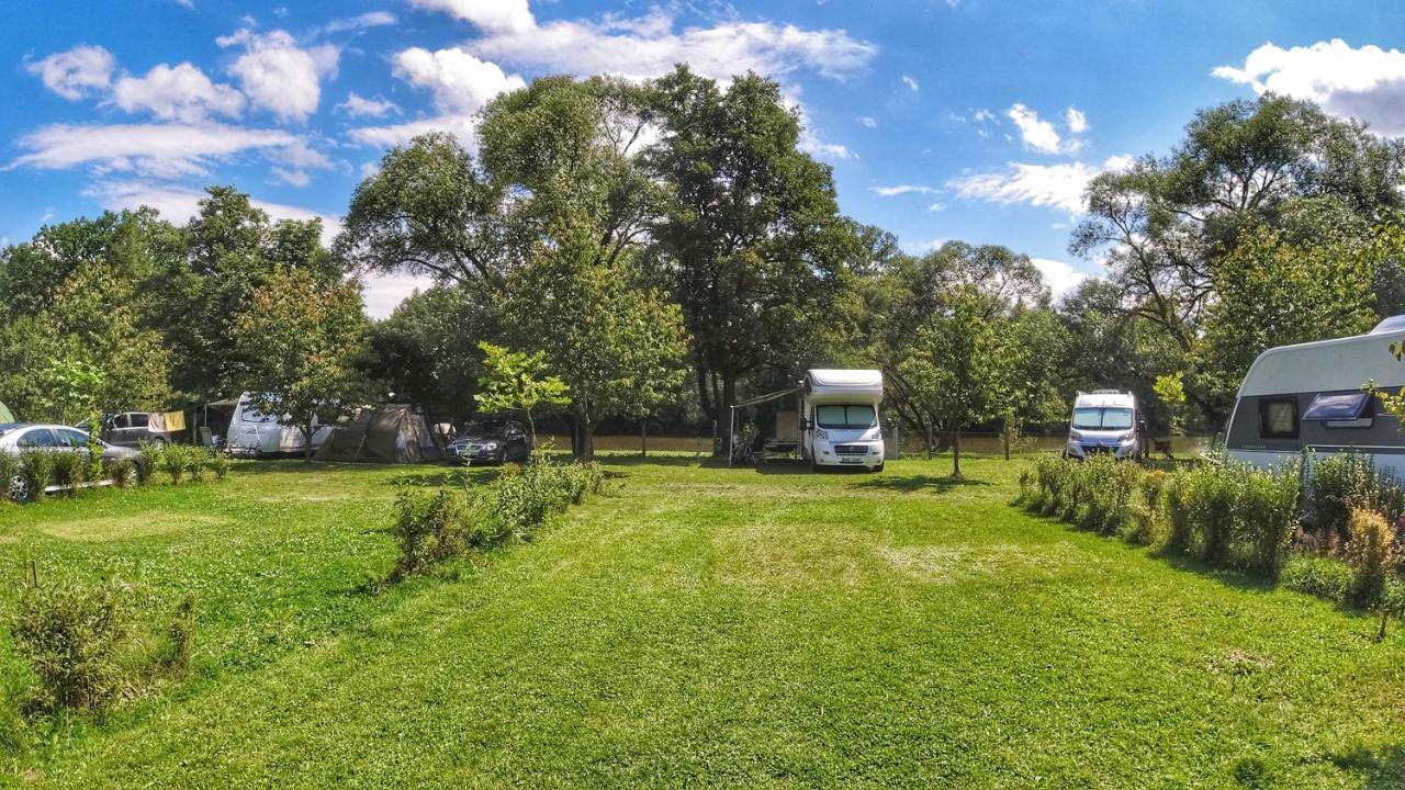 Hotel Camping Prima Týn nad Vltavou Exterior foto